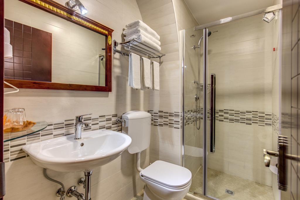 New Albatros Checkin Portafortuna Guesth House Rome Exterior photo